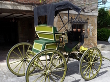 Buggy en madera con capota