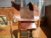 SE VENDE MONTURA ZALDI
