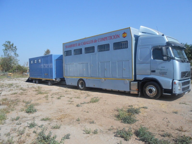 Remolque Profesional para Transporte de 4 Caballos - Remolques de caballos in 
