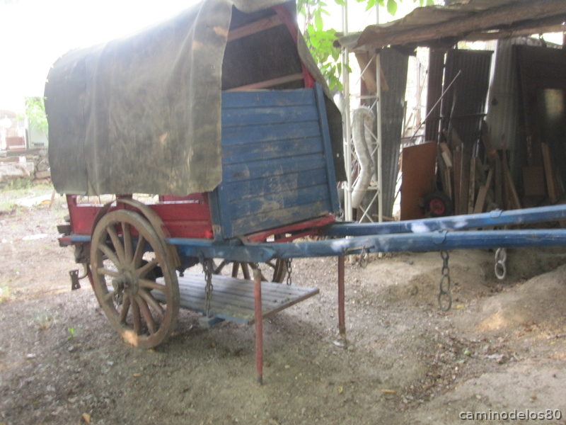  CARRO DE VARAS