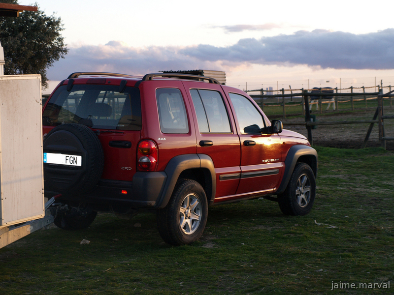 Remolques de caballos - JEEP CHERPKEE 