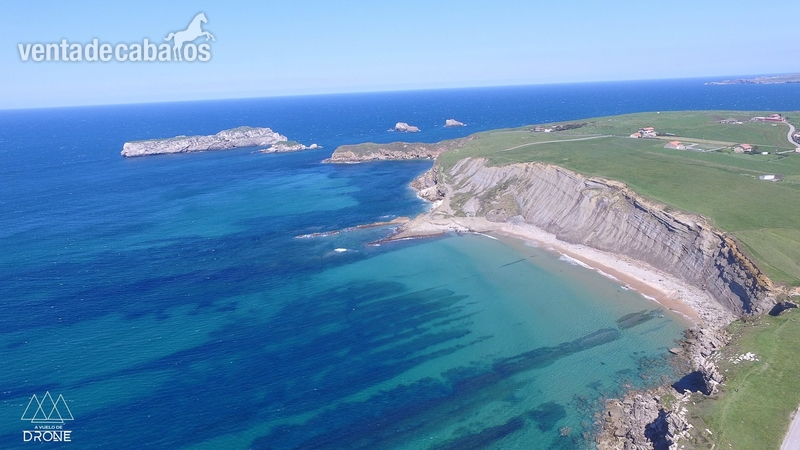 FINCA A LA ORILLA DEL MAR TAGLE, CANTABRRIA in TAGLE, SUANCES