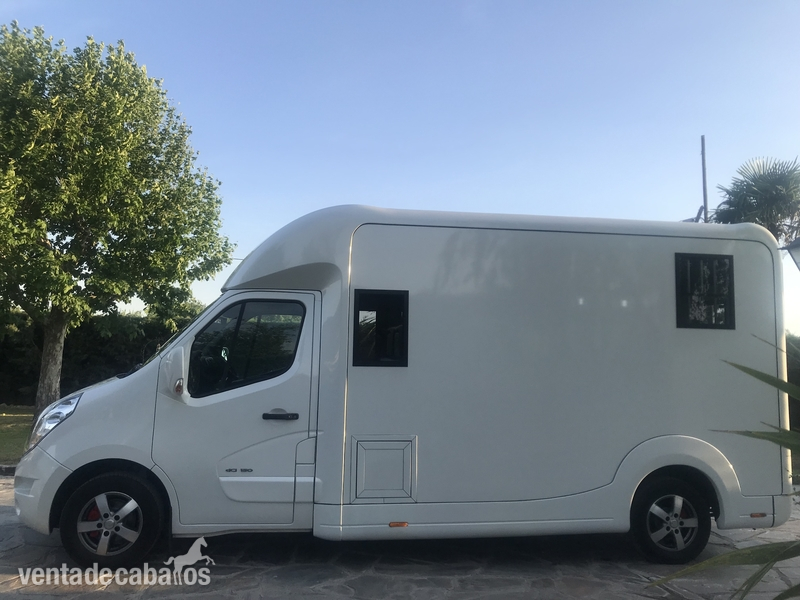 ¡¡¡ ESPECTACULAR FURGONETA "RENAULT"MASTER"STX"5PLAZAS ¡¡ - Transportes de caballos
