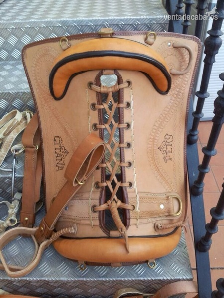 Se vende silla de trabajo en cuero  - Sillas de montar in 