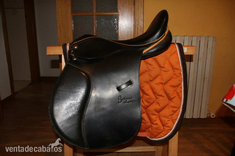  Silla Inglesa Uso General Galequus C/Vivo -18"- Negro