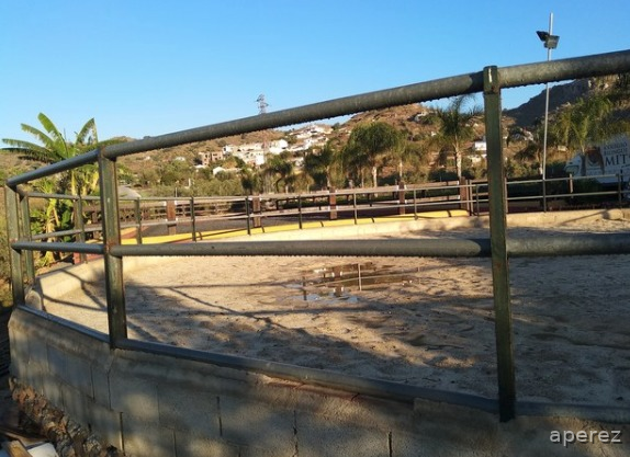 Finca para caballos a 10 mint de Málaga  - Hípicas y establos en venta