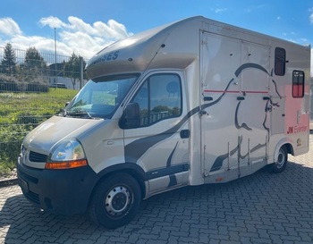 Transporte de caballos Renault Master