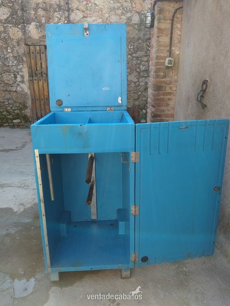 Vendo baúl de caballos in 