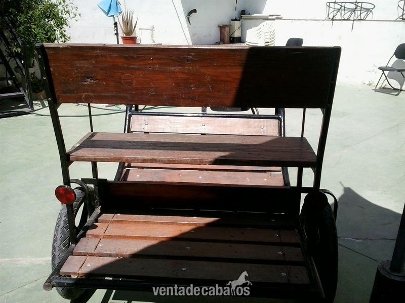  Venta de pony con carruaje y guarnición