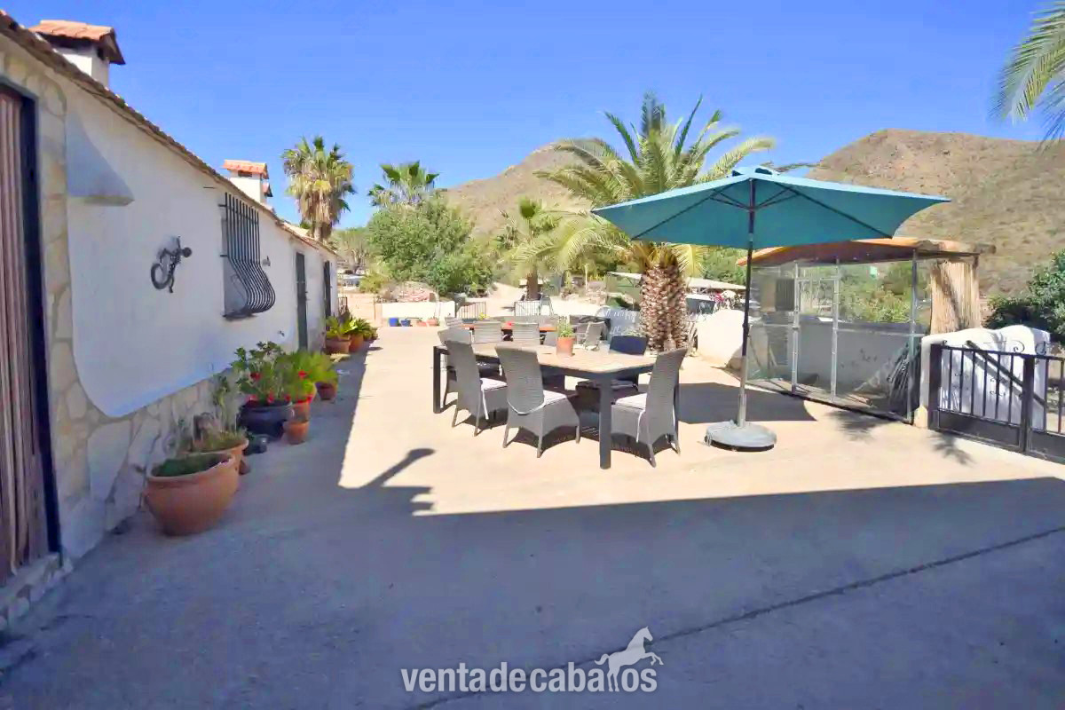 Finca ecuestre - Murcia, Aguilas - Finca con casa de invitados y cuadra en venta