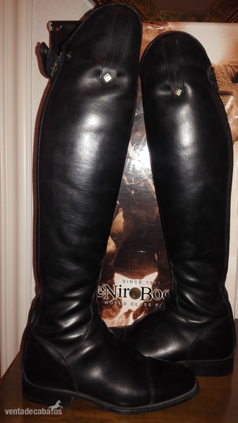 BOTAS DE NIRO in 