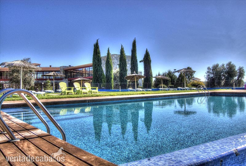Magnífica Finca con Hípica y Alojamiento Turístico. Hotel 4 estrellas. Nambroca