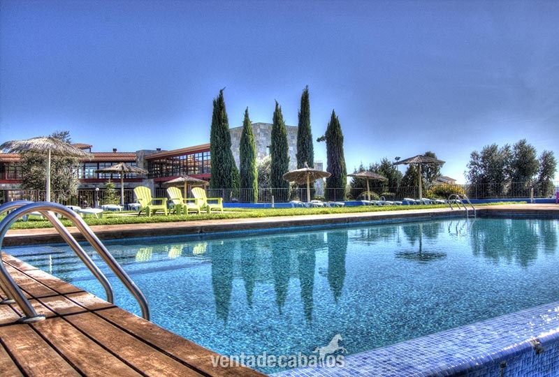 Magnífica Finca con Hípica y Alojamiento Turístico. Hotel 4 estrellas. Nambroca