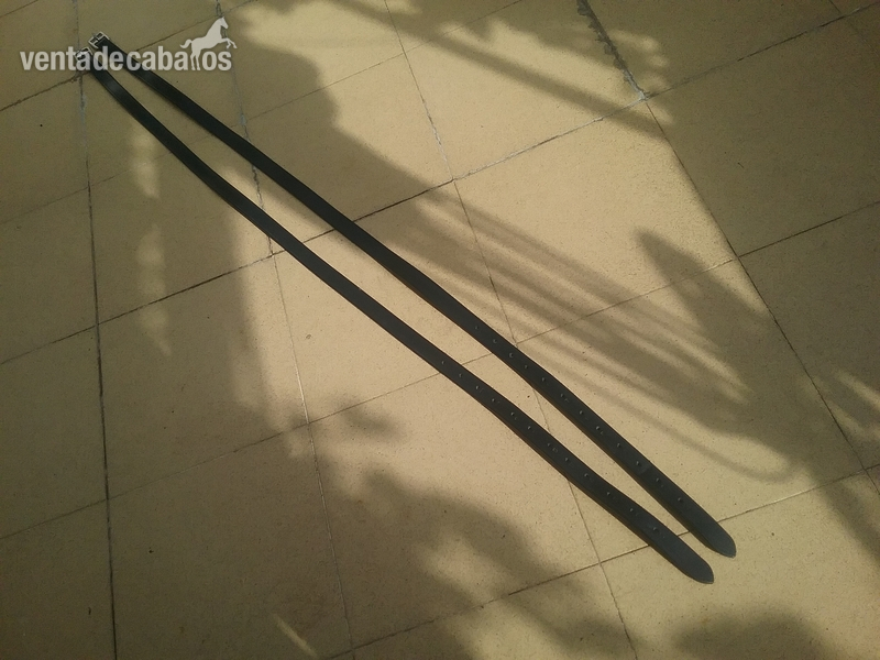 Aciones de cuero 160cm negro como nuevo in 