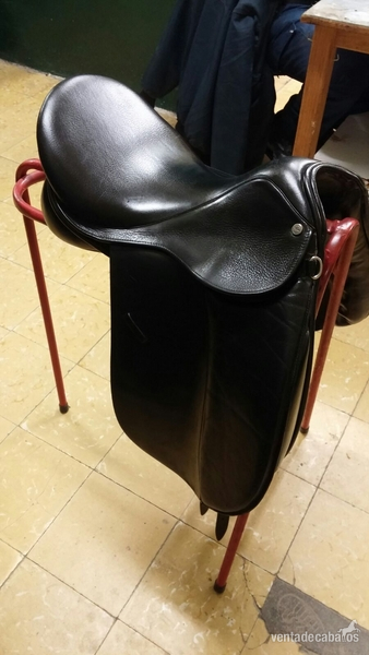 Silla doma clásica alemana