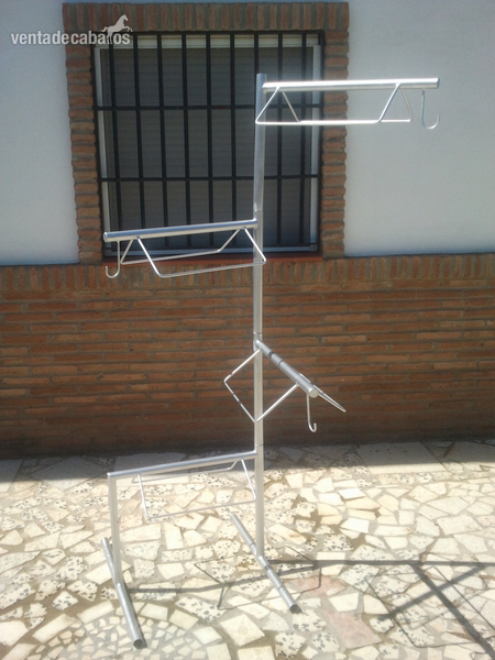 Monturero para 4 sillas in 