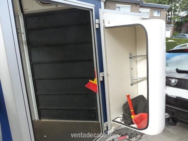 Van liberté 1.5 PLAZAS - Remolques de caballos in 