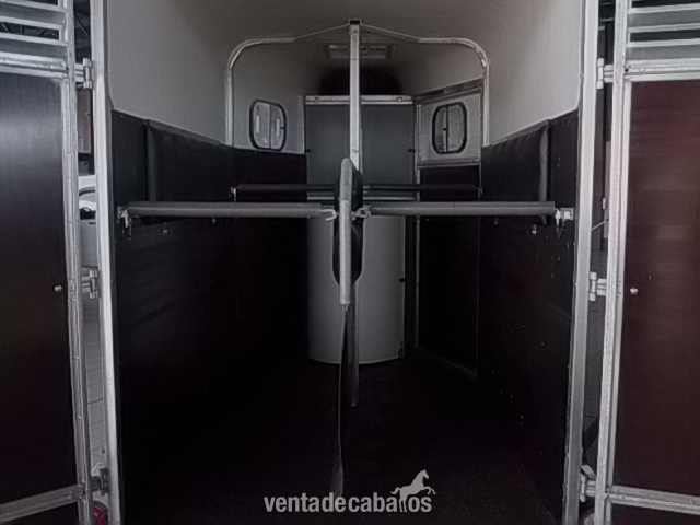 Remolque de caballos-NUEVO