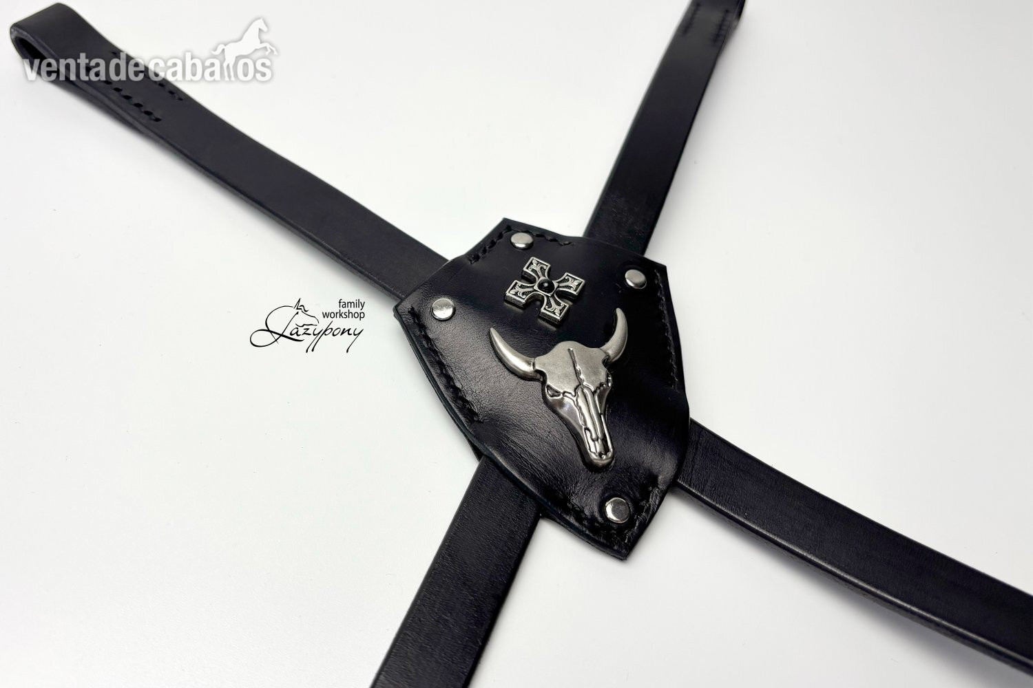 X frontalera de cuero Gothic Lazypony, X browband Gothic, medieval horse browband, cross browband in 