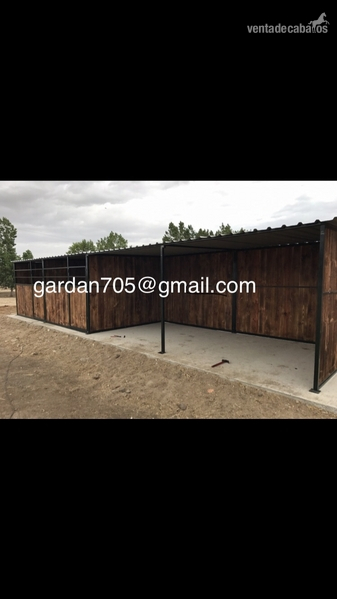 Box madera-hierro