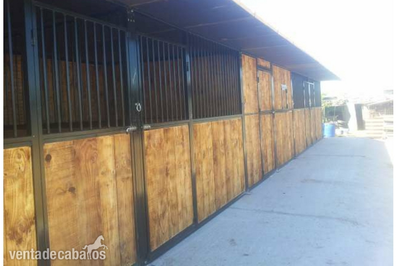  fabricación cuadras box portatiles y desmontables