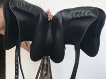 Silla de Doma Clásica