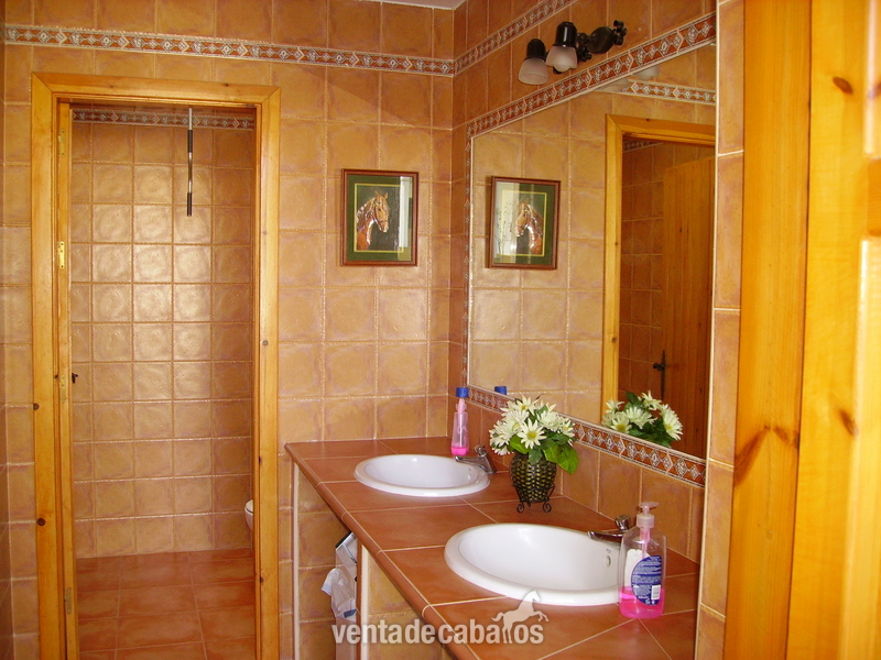 SE ALQUILA O SE VENDE ESPECTACULAR FINCA