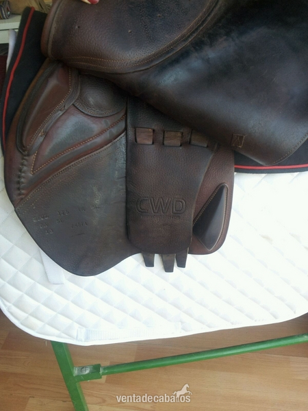 Vendo montura salto CWD 