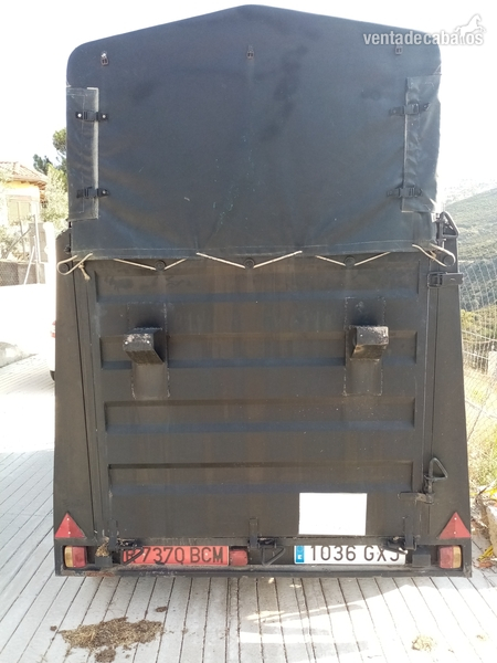 Vendo van de 2 plazas - Remolques de caballos in 