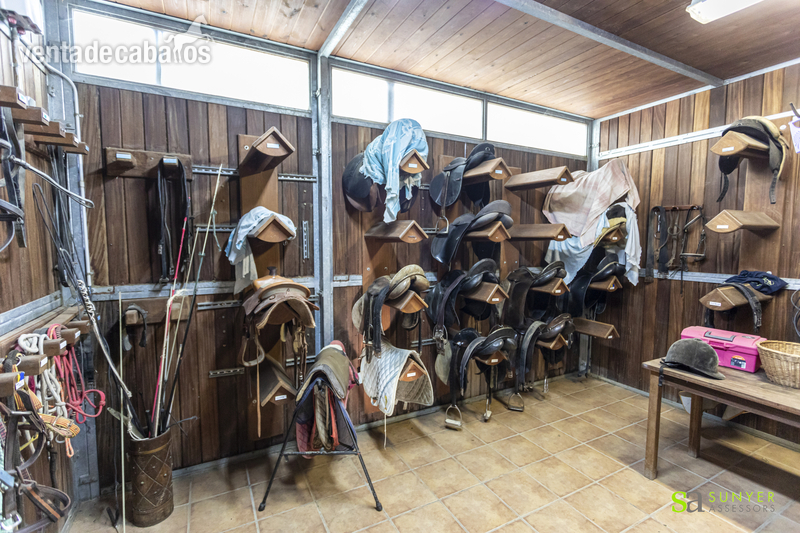 Finca ecuestre - Centro hípica en Vilanova d'Escornalbou