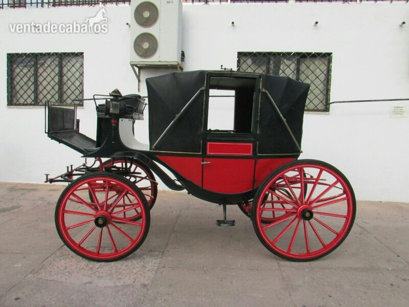  carruaje antiguo landau rojo