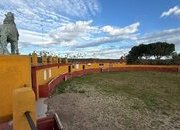 Finca rustica consolidado con vivienda y cuadras