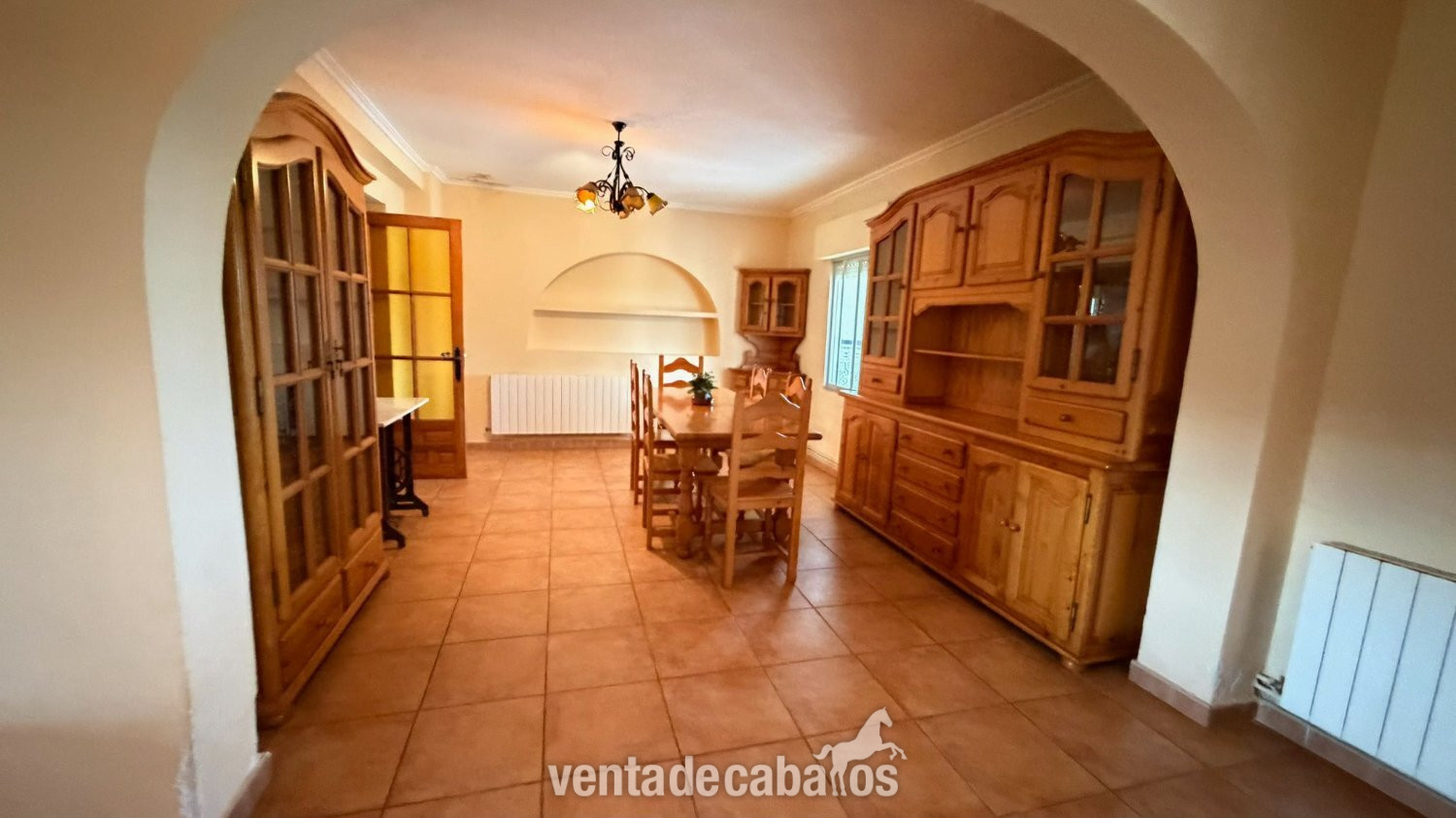 Hípicas y establos en venta - Finca rustica consolidado con vivienda y cuadras in Navas del Rey 