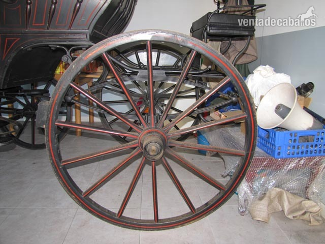  VENDO CARRUAJE ANTIGUO