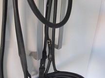 CABEZADA INGLESA CUERO NEGRO REDONDO