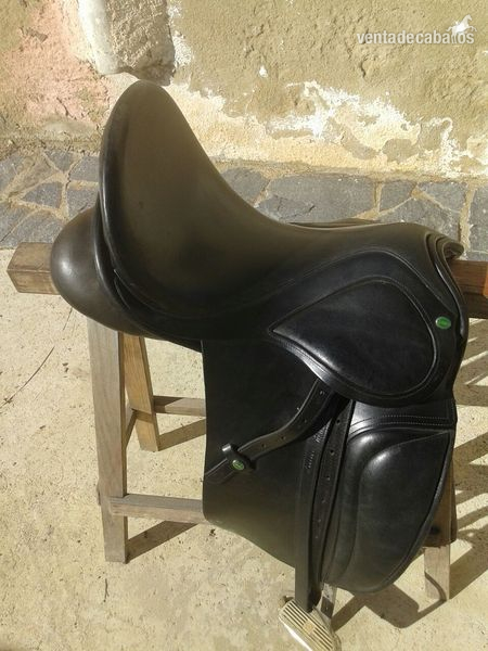 Montura de doma clasica in 
