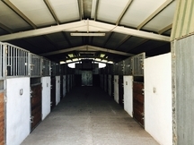 Se vende centro hípico muy bonito cerca de los puertos de caro 