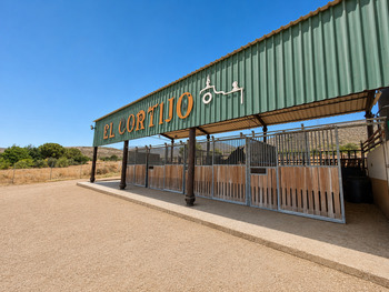 FINCA ECUESTRE CON PROYECTO DE VIVIENDA
