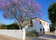 Exclusivo chalet de 400m2 en DENIA con 11.000m2 de parcela