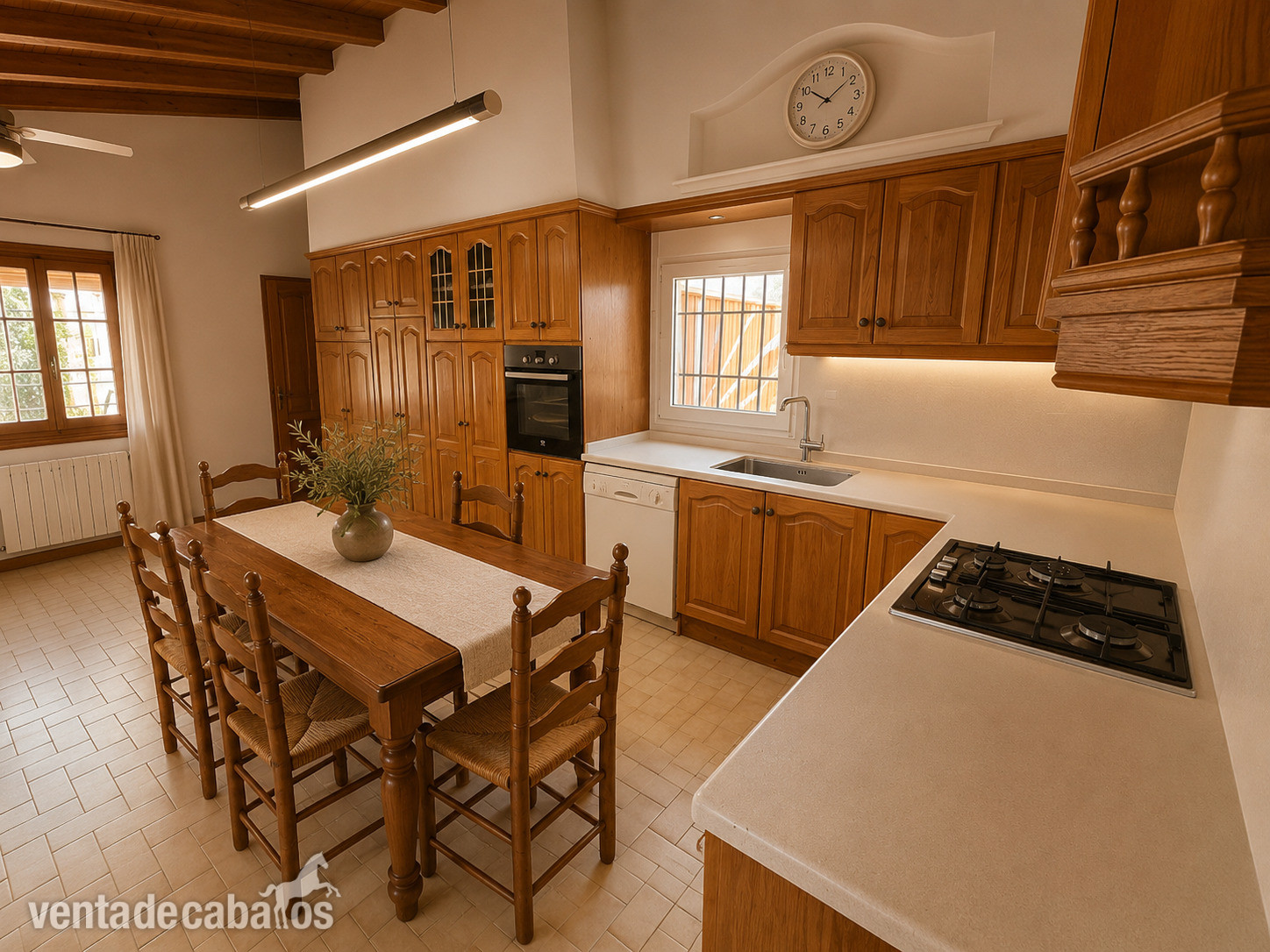 Hípicas y establos en venta - Exclusivo chalet de 400m2 en DENIA con 11.000m2 de parcela in DENIA