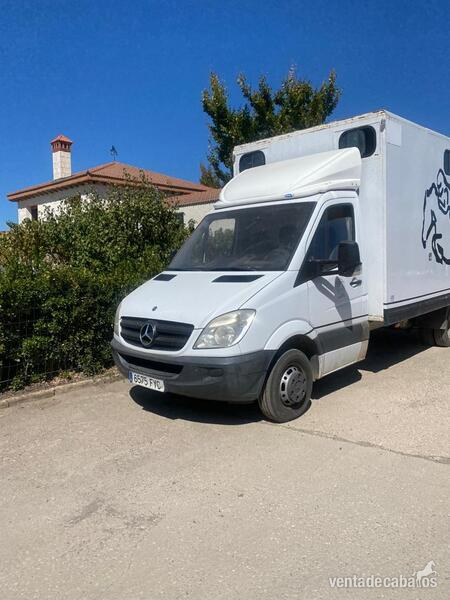 MERCEDES-BENZ - Remolques de caballos